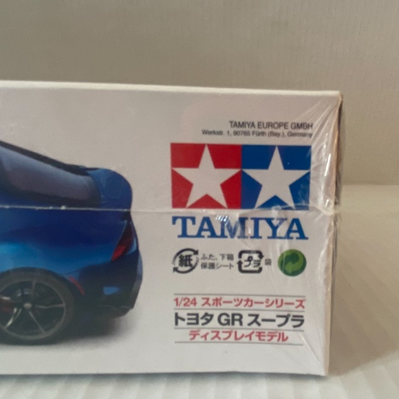 TAMIYA TOYOTA GR SUPRA 24351 - 1/24 SCALE MODEL KIT - Picture 3 of 5